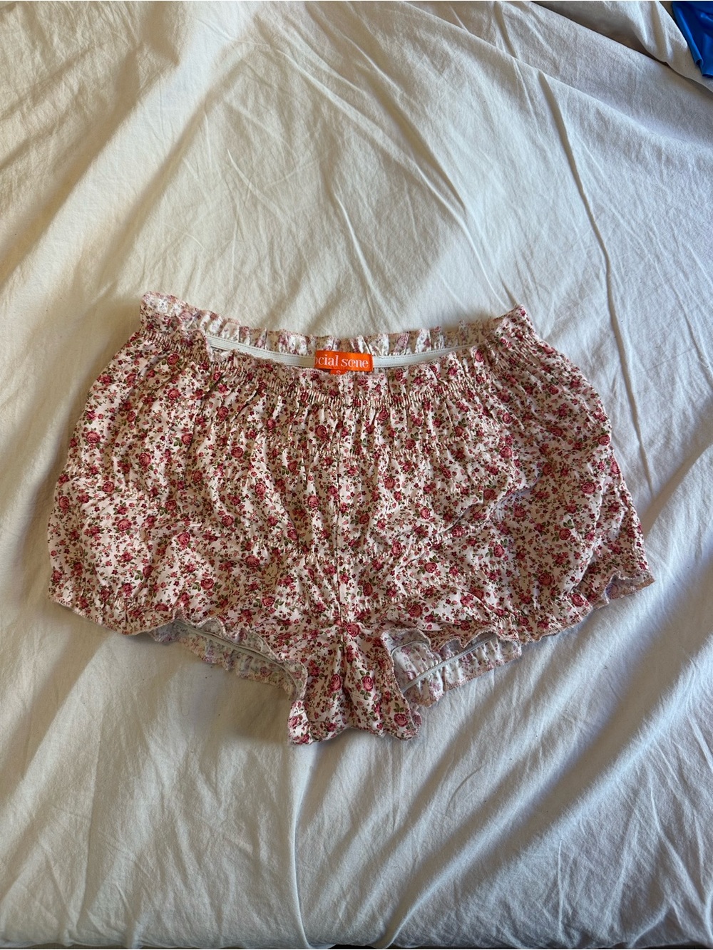 Floral Smocked Ruffle Shorts - Pink/White